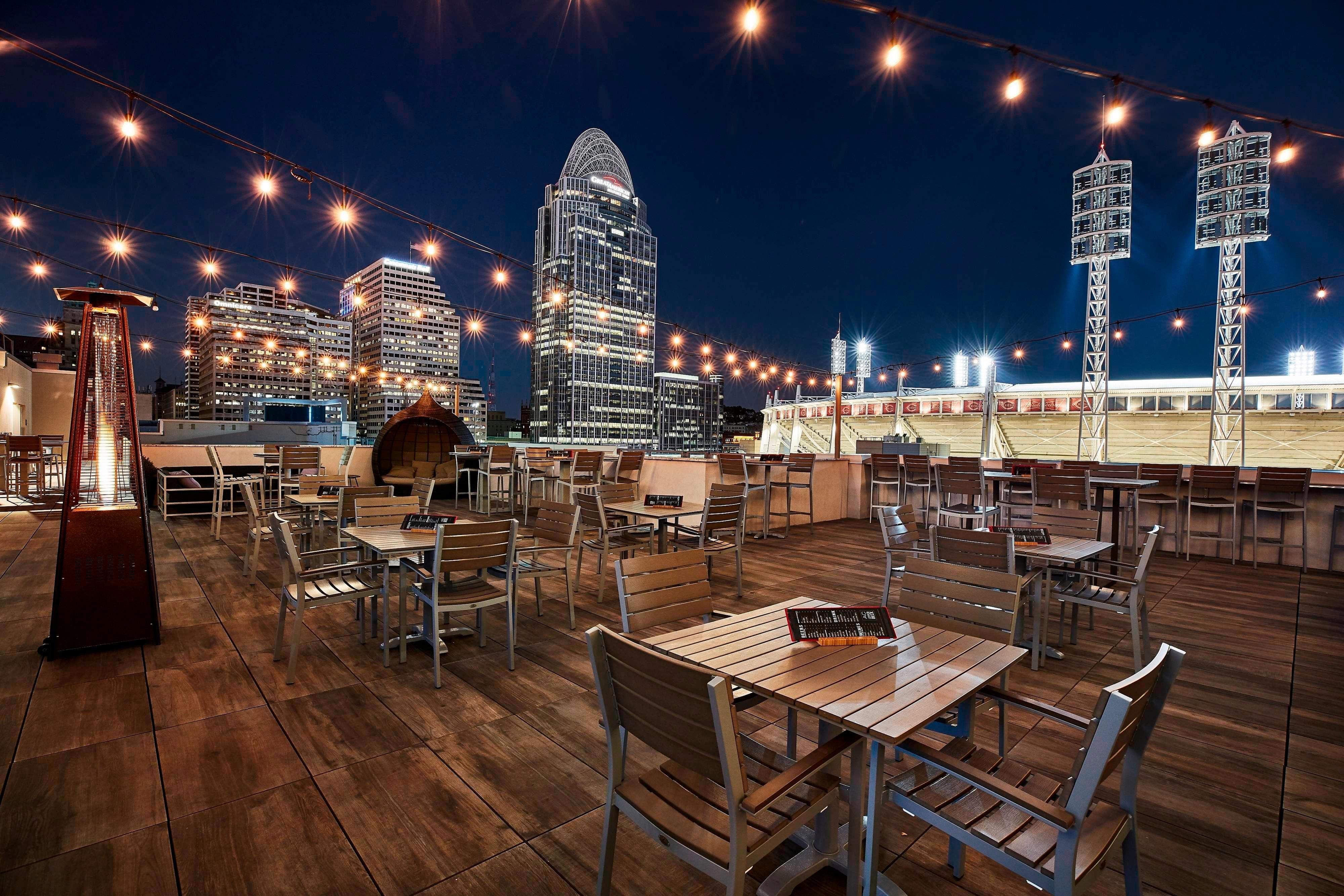 Ac Hotel By Marriott Cincinnati At The Banks Exterior photo